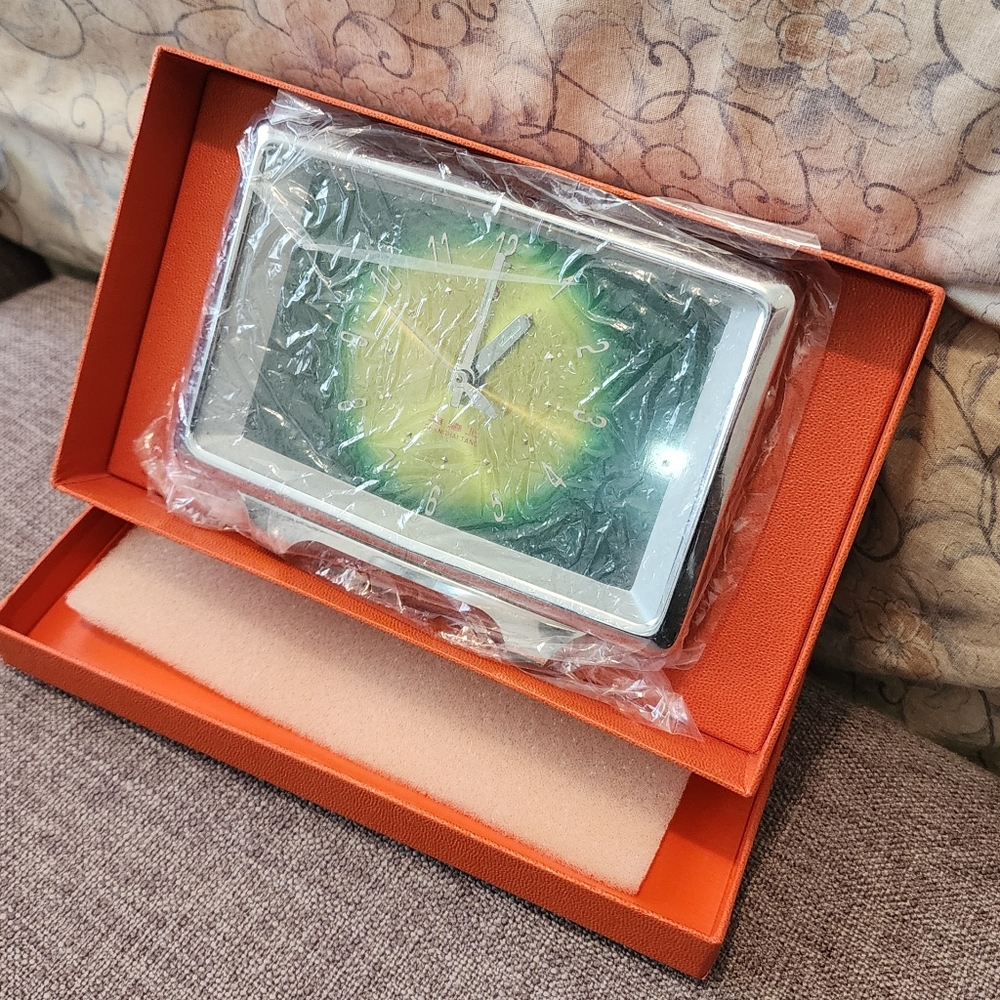 NIB! Shanghai Tang Table Top Alarm Clock -  Green - Chrome Mechanical Wind Alarm
